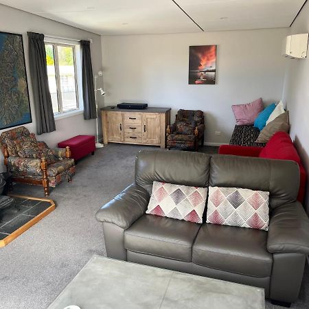 Fergus Hideaway Villa Te Anau Luaran gambar
