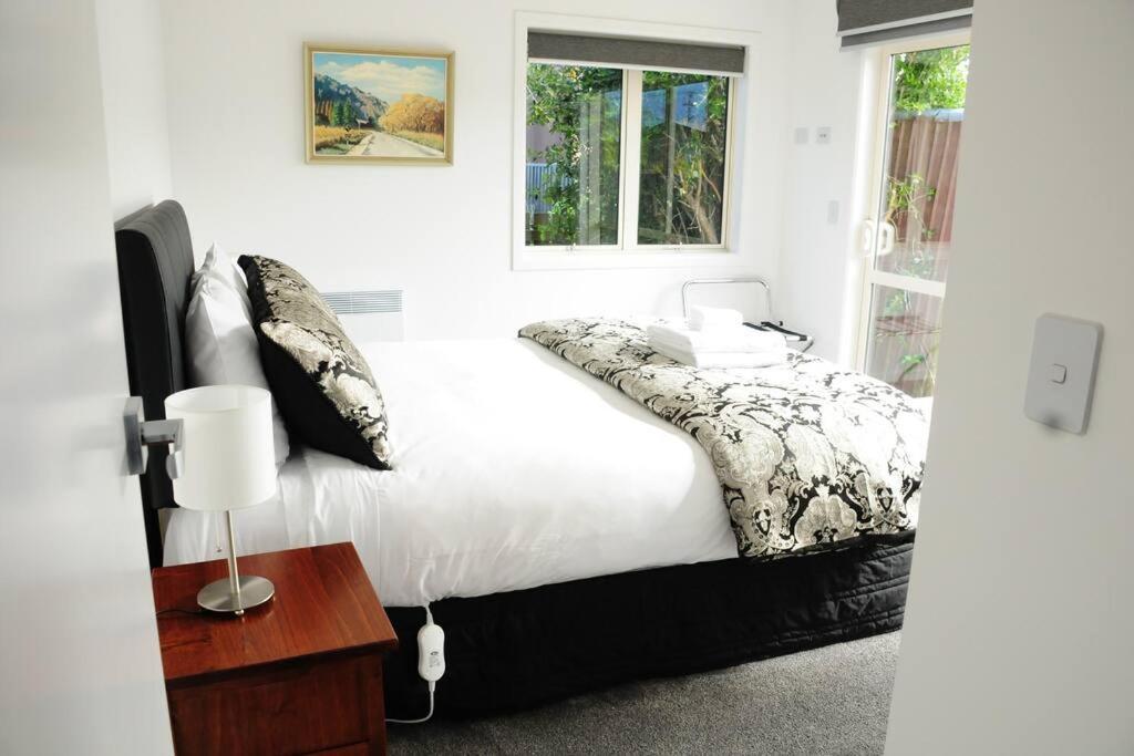Fergus Hideaway Villa Te Anau Luaran gambar