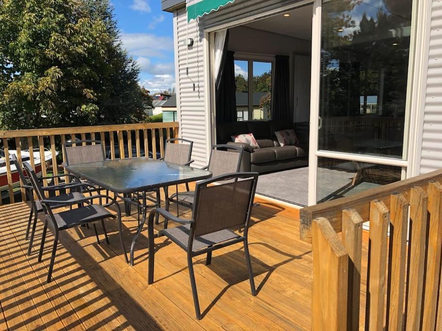Fergus Hideaway Villa Te Anau Luaran gambar