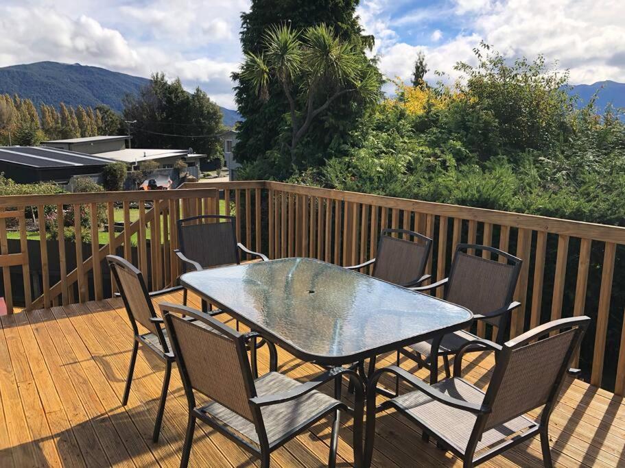 Fergus Hideaway Villa Te Anau Luaran gambar